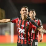 segue-o-lider:-vitoria-vence-piaui-por-3×1-pela-copa-do-nordeste