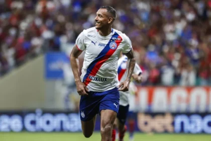 bora-bahia!-stjd-concede-efeito-suspensivo-e-david-duarte-pode-enfrentar-o-flamengo