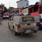 carro-invade-garagem-e-mata-duas-pessoas-em-guaratinga