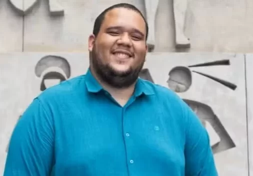 luto:-jornalista-caio-cesar-britto-morre-aos-33-anos-em-feira-de-santana