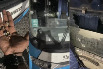 ataque-em-lauro:-criminosos-cercam-micro-onibus-e-efetuam-mais-de-15-disparos-em-areia-branca