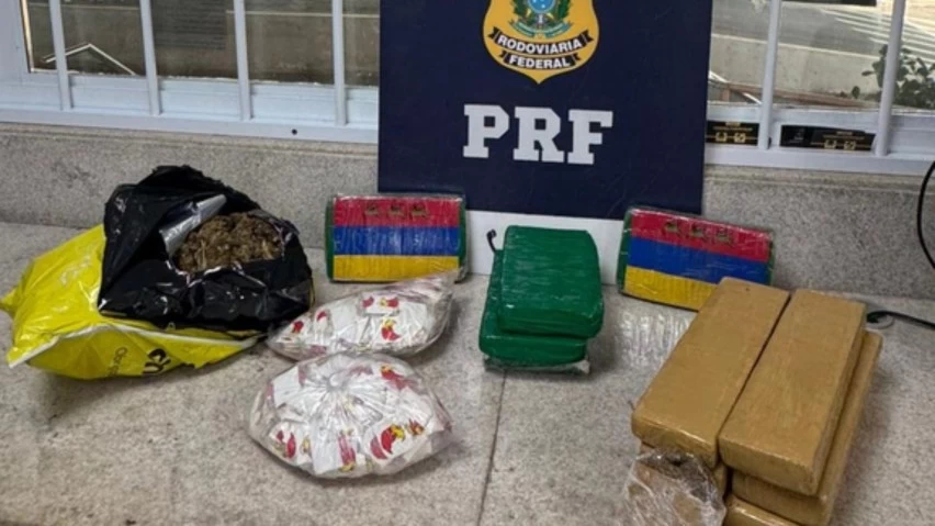 mais-de-12-kg:-prf-intercepta-carga-de-drogas-em-onibus-interestadual-em-conquista