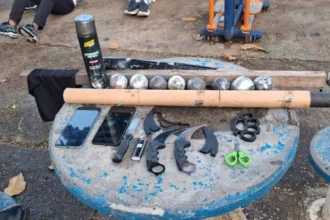 confusao-generalizada:-pm-detem-77-integrantes-da-bamor-na-boca-do-rio