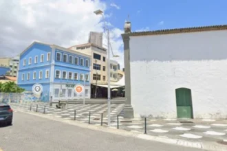 confusao:-mulher-e-investigada-por-injuria-racial-no-rio-vermelho